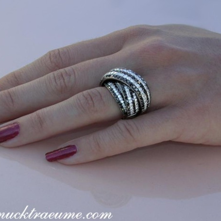 Stately Black & White Diamond Ring