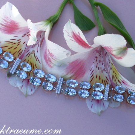 Stately Aquamarine Bracelet with Diamonds