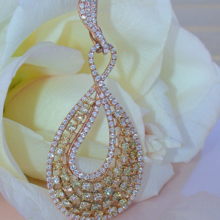 High Carat Pendant with Yellow & White Diamonds