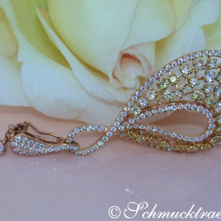 High Carat Pendant with Yellow & White Diamonds