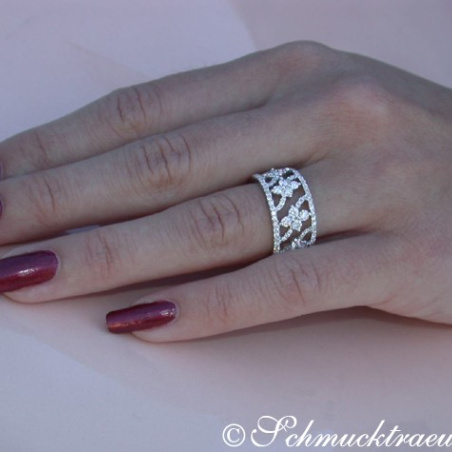Brillanten Ring im Blüten Design