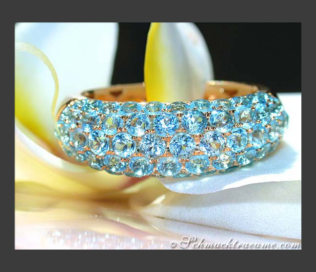 Precious Blue Topaz Pavé Ring Precious Blue Topaz Pavé Ring