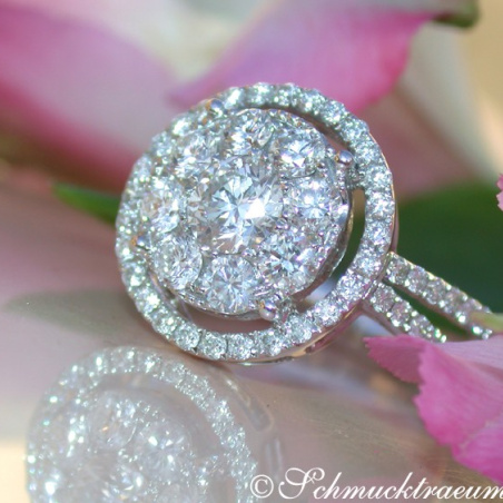 Exquisite Diamond Ring (Illusion Design)