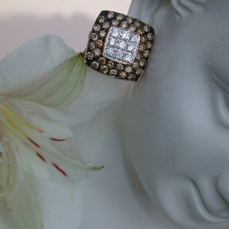 Timeless Square Studs with brown & white Diamonds