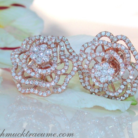 Terrific Diamond "Rose" Stud Earrings