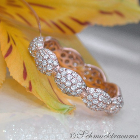 Timeless Diamond Pavé Eternity Ring in Rose gold