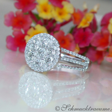 Extra flat Diamond Ring