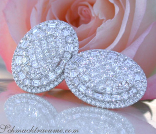 Prestigeous Diamond Earrings with Baguette & Princess Diamonds