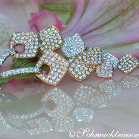 High-end Dangling Earrings with Diamonds