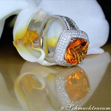 Amazing Madeira Citrine Ring with Diamonds