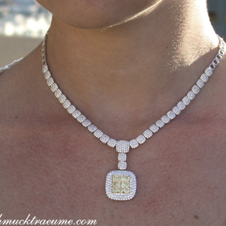 Luxus: Brillanten Collier mit gelben Diamanten