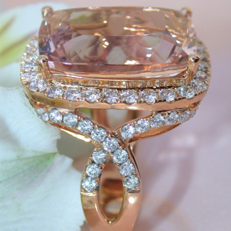 Opulent Morganite Ring with Diamonds