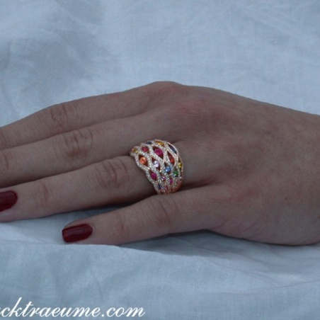 Regenbogen Saphir Ring mit Brillanten