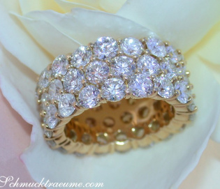 Splendid Diamond Eternity Ring (10.60 ct.)