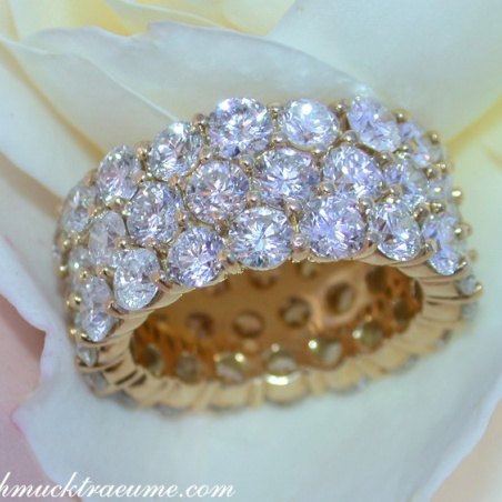Splendid Diamond Eternity Ring (10.60 ct.)
