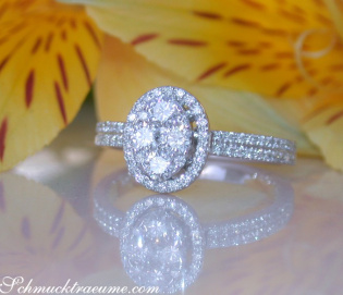Oval Diamond Ring
