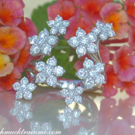 Brillanten Ring im Blüten Design