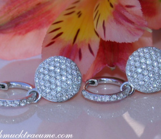 Pretty Diamond Earrings in White gold 14k