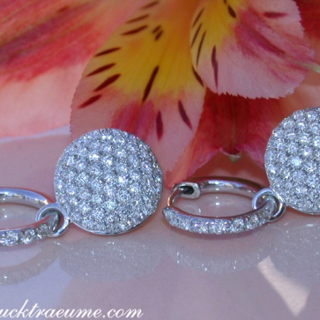 Pretty Diamond Earrings in White gold 14k