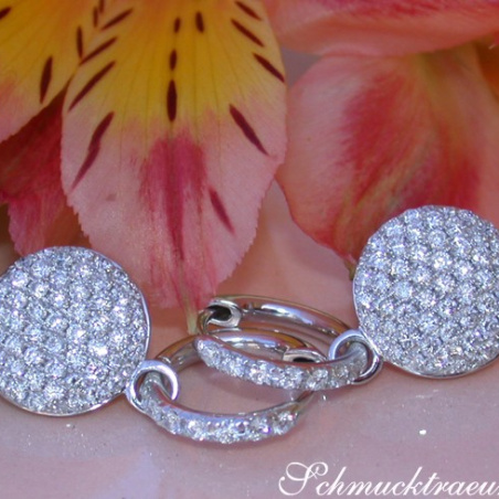 Pretty Diamond Earrings in White gold 14k