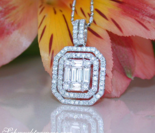 Exquisite Diamond Pendant with Baguette Diamonds