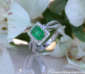Precious Emerald Ring with Diamonds