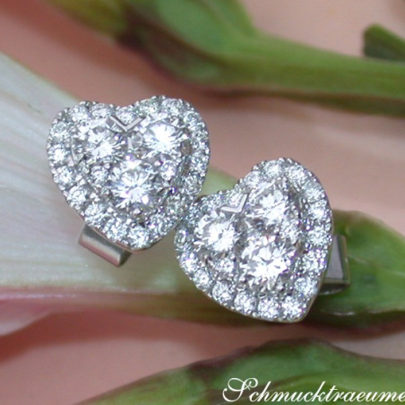 Feminine Diamond Hert Stud Earrings