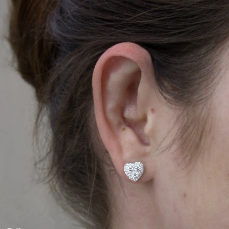 Feminine Diamond Hert Stud Earrings