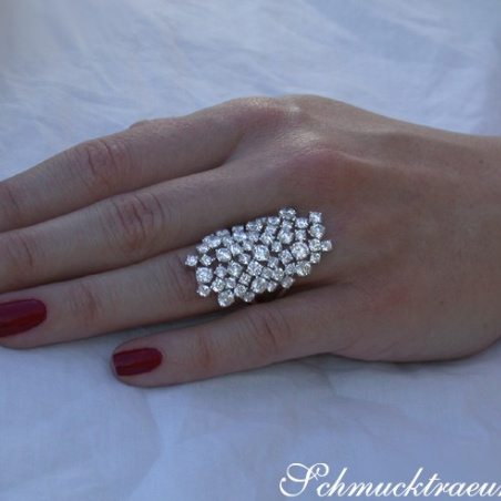 Extra stattlicher Brillanten Ring