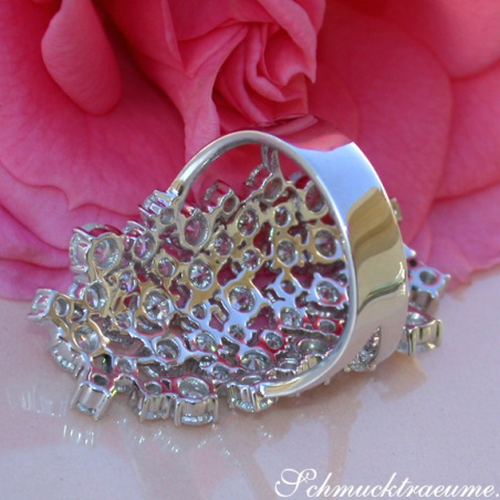 Extra stattlicher Brillanten Ring