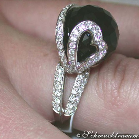 Beautiful Onyx Diamond Ring