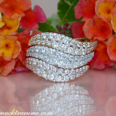 Three Curved Stacking Rings with Diamonds
