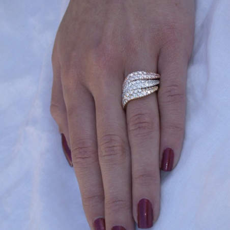 Three Curved Stacking Rings with Diamonds