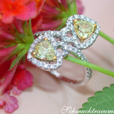 Feminine Diamond Heart Ring with Yellow Diamonds