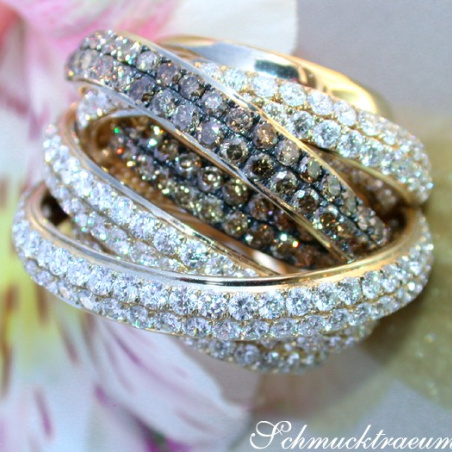 Multi Row Diamond Ring with Brown Diamonds of Stately Size