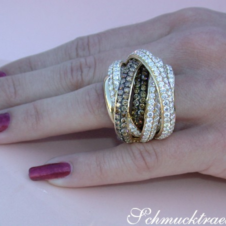 Multi Row Diamond Ring with Brown Diamonds of Stately Size