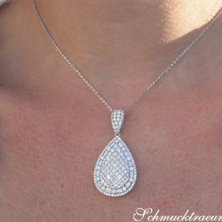 Superb Pear Pendant with Brilliant, Princess and Baguette Diamonds