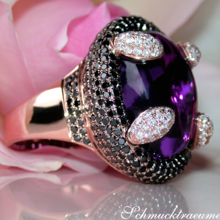 Amethyst Ring mit Brillanten und schwarzen Diamanten