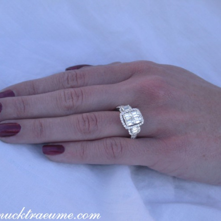 Tremendous Diamond Ring with Emerald Cut Diamonds