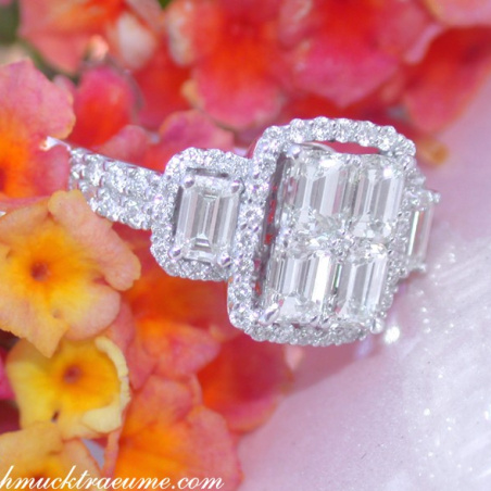 Tremendous Diamond Ring with Emerald Cut Diamonds
