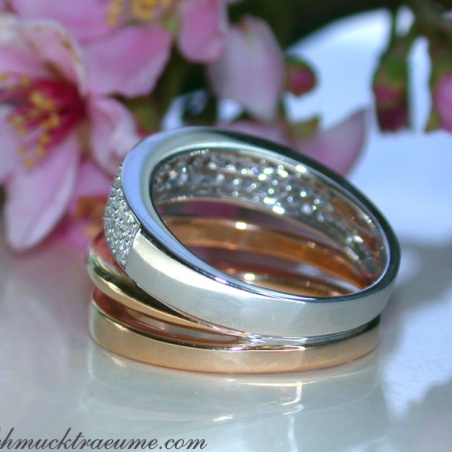 Pretty Multirow Diamond Ring in Rose & White Gold