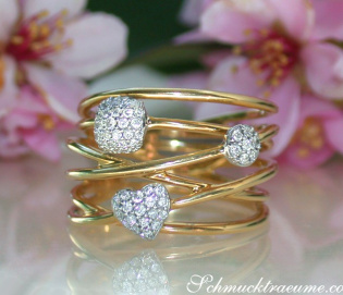 Multirow Yellowgold Ring with Diamonds