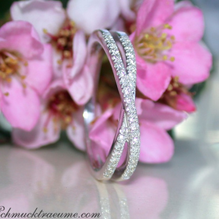 Extra Thin Crossover Diamond Ring