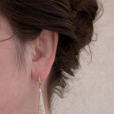 Interesting Diamond Earrings in Rosegold