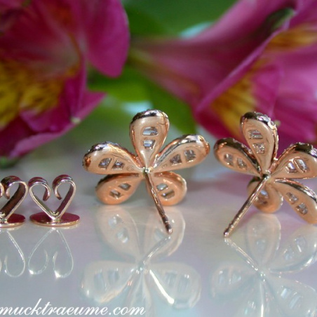 Precious Diamond Flower Earrings in Rose gold 14k