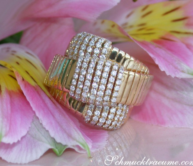 Opulent Diamond Ring Opulent Diamond Ring