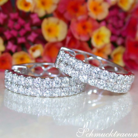 Elegant Diamond Hoop Earrings in Whitegold 18K (Ø 21 mm)