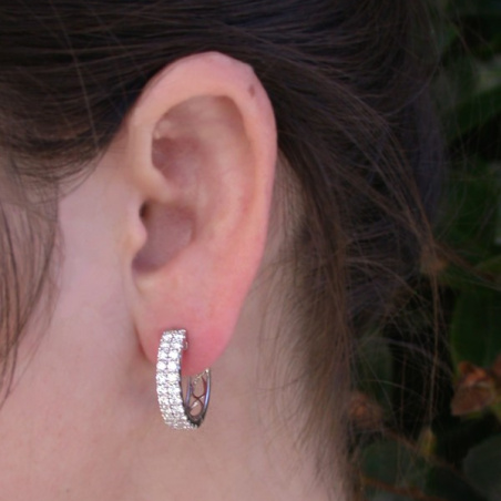 Elegant Diamond Hoop Earrings in Whitegold 18K (Ø 21 mm)