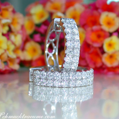 Elegant Diamond Hoop Earrings in Whitegold 18K (Ø 21 mm)