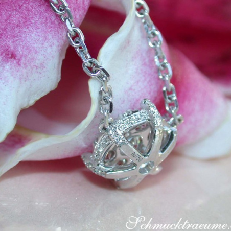 Exquisite Diamond Necklace in Whitegold 18k